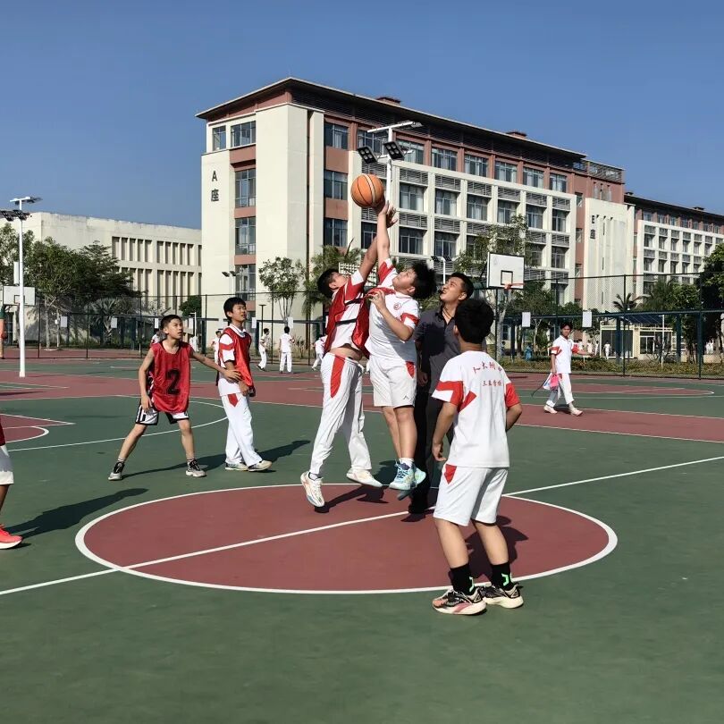 快乐篮球活力童年人大附中三亚学校小学部篮球嘉年华圆满落幕_24.jpg