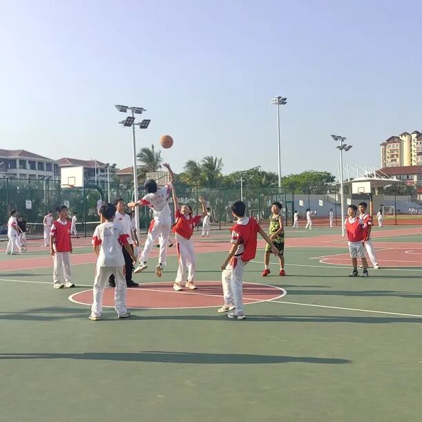 快乐篮球活力童年人大附中三亚学校小学部篮球嘉年华圆满落幕_23.jpg