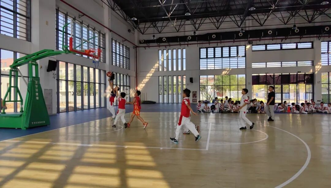 快乐篮球活力童年人大附中三亚学校小学部篮球嘉年华圆满落幕_33.jpg
