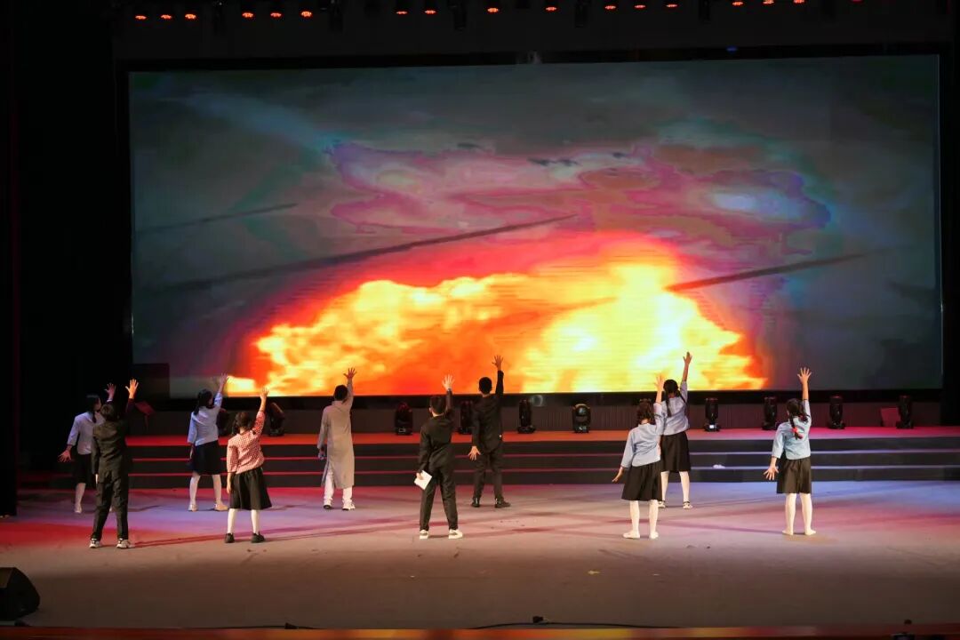 队徽闪耀伴成长童心逐梦向未来人大附中三亚学校六一文艺汇演圆满落幕_55.jpg