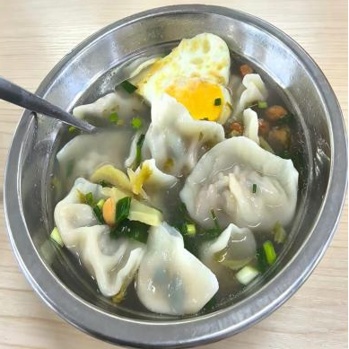 三餐暖心守护舌尖安心相伴走进人大附中三亚学校食堂_60.jpg