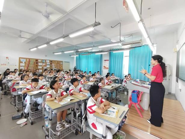 家校同心同行五育融合育人人大附中三亚学校小学部家长开放日活动_31.jpg