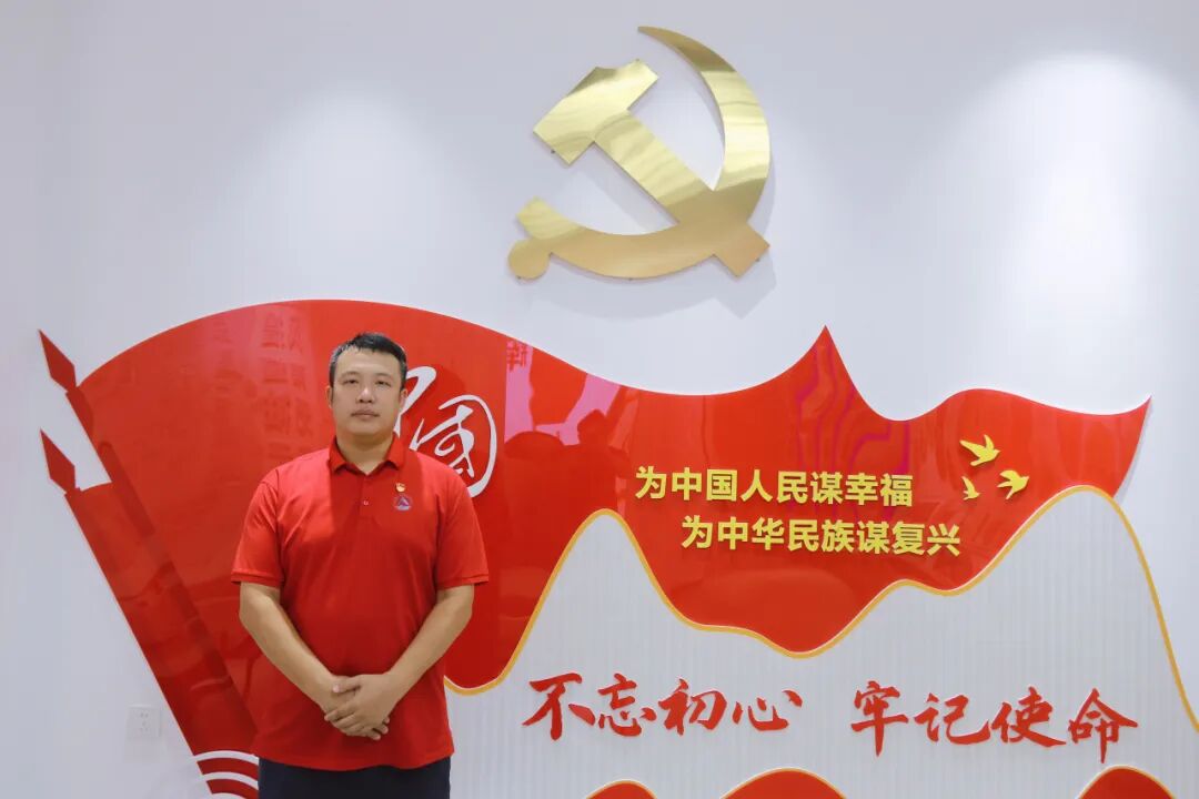 践育人初心展自贸先锋风采人大附中三亚学校党员先锋岗一_10.jpg