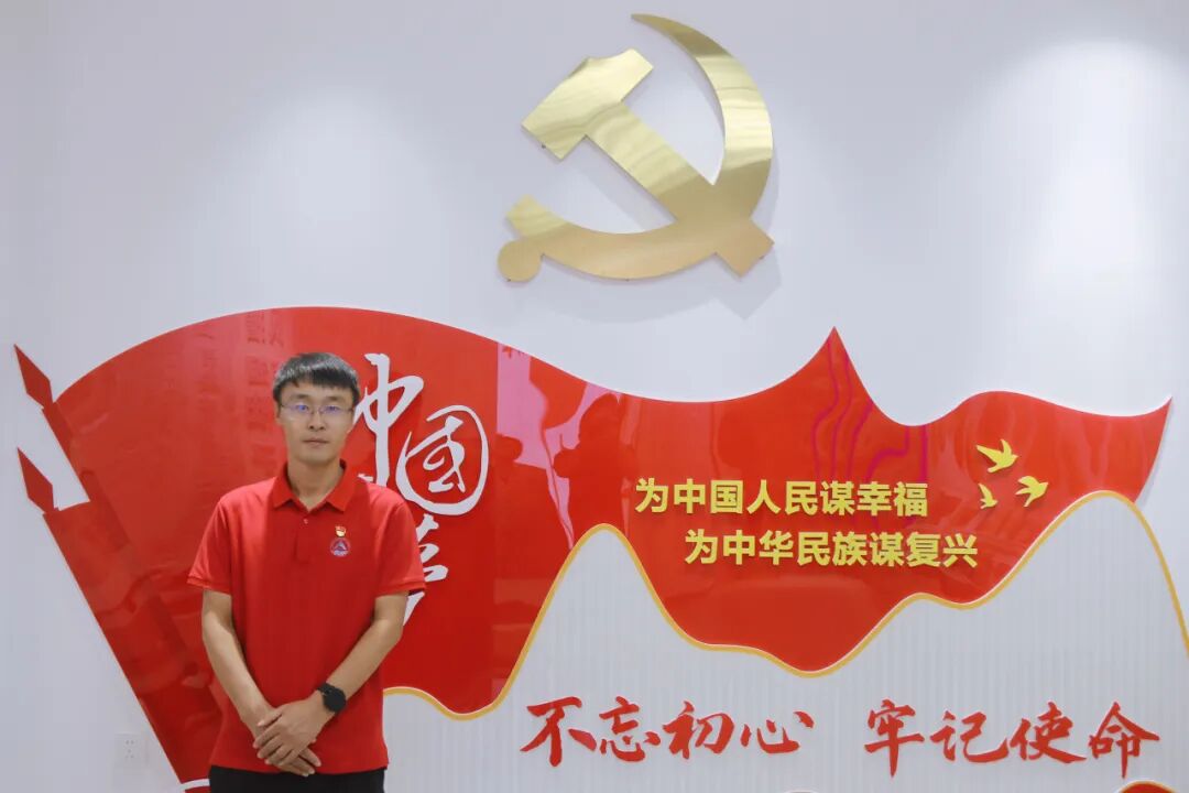 践育人初心展自贸先锋风采人大附中三亚学校党员先锋岗一_11.jpg