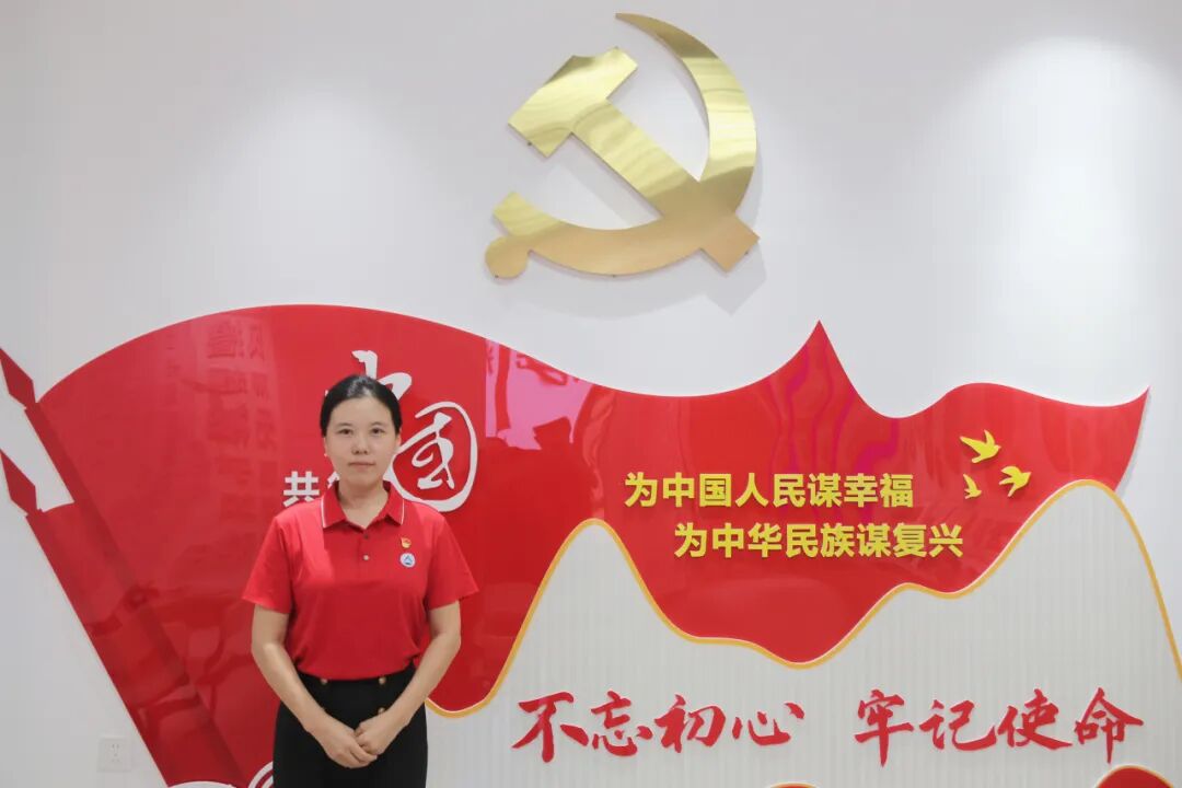 践育人初心展自贸先锋风采人大附中三亚学校党员先锋岗二_12.jpg
