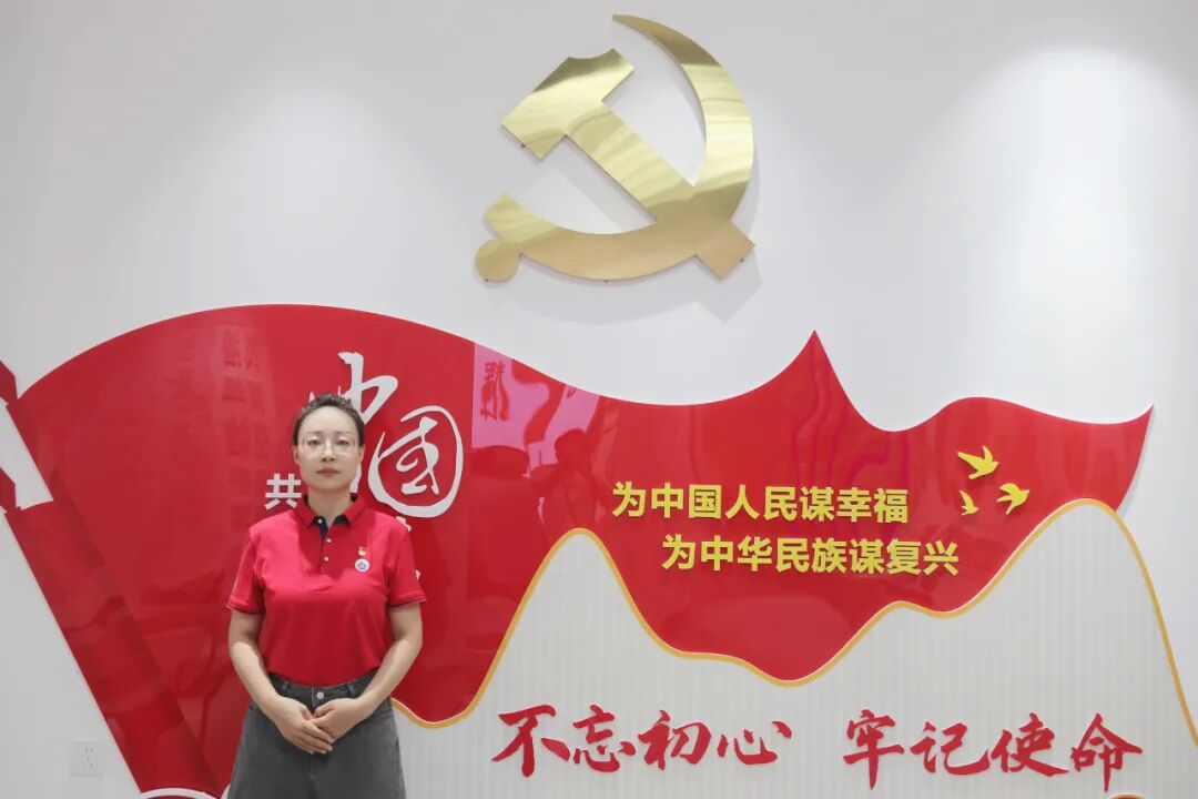 践育人初心展自贸先锋风采人大附中三亚学校党员先锋岗三_11.jpg