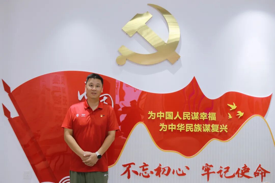 践育人初心展自贸先锋风采人大附中三亚学校党员先锋岗二_10.jpg
